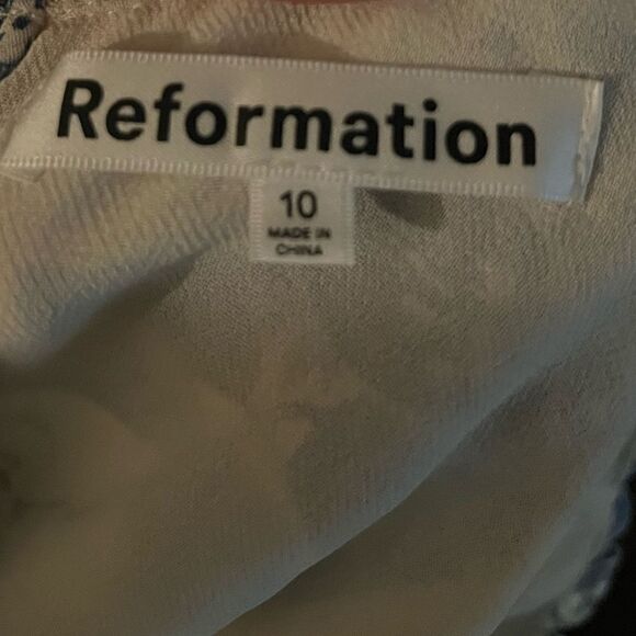 New Reformation Marin Floral Mini Dress in Blue and White Pompadour - Picture 9 of 10